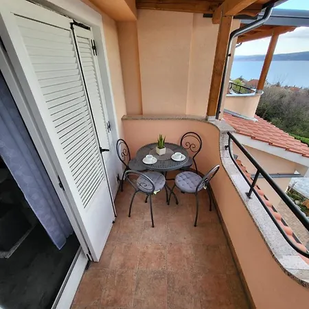 Apartmani Andiks Dramalj Exterior photo