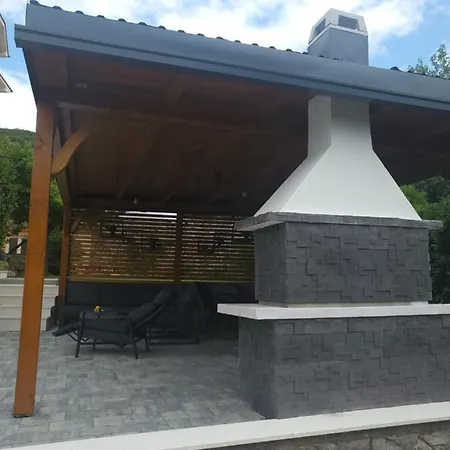 Apartmani Andiks Dramalj Exterior photo