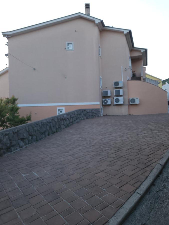 Apartment Andiks *