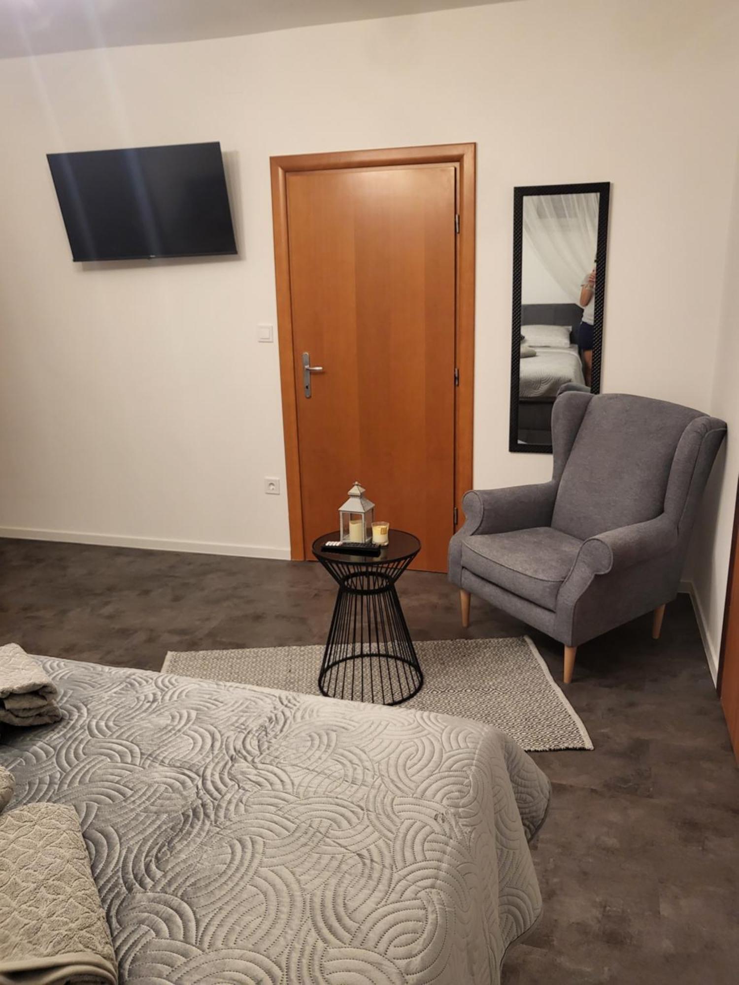Apartment Andiks *