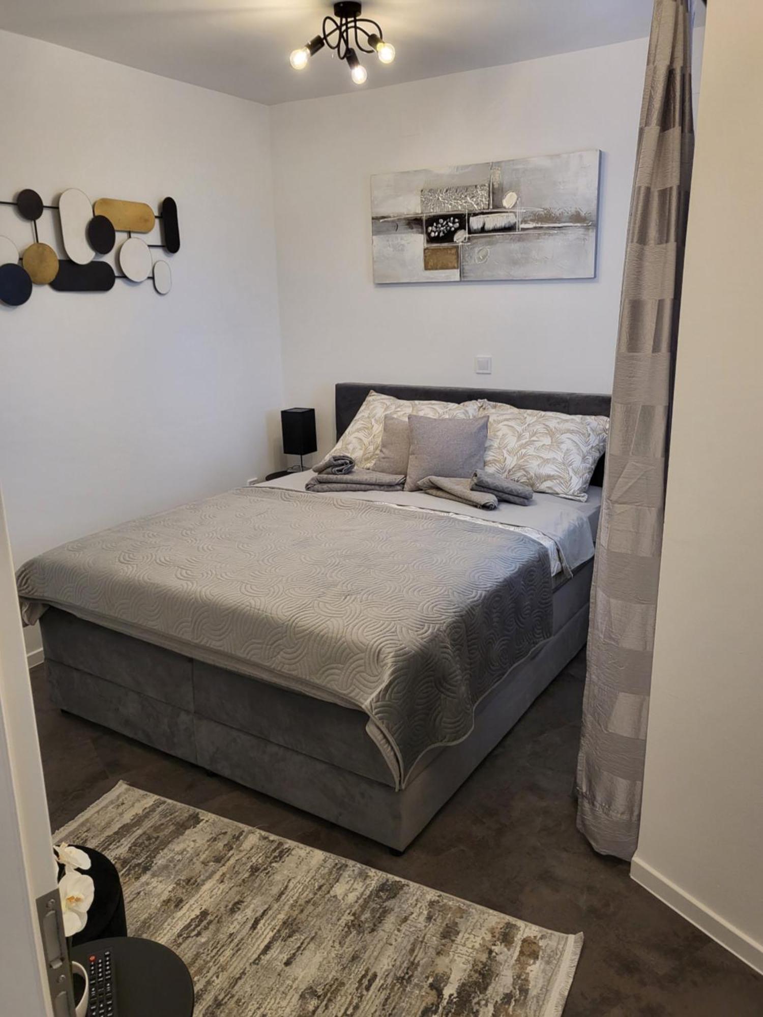 Andiks Apartment *